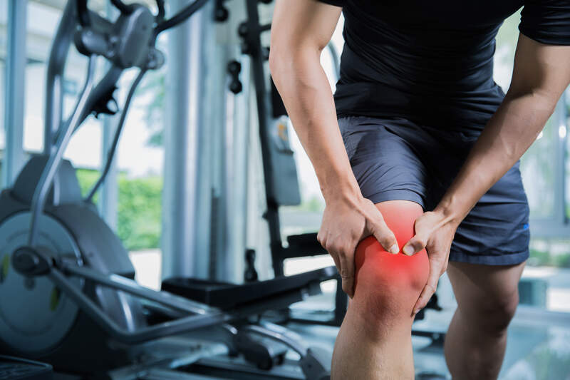 knee inflammation from acute injury or chronic stress